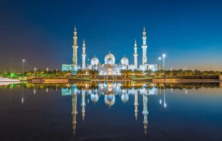 Abu Dhabi City Tour, Louvre Art Museum with tickets & Abu Dhabi Mosque tour