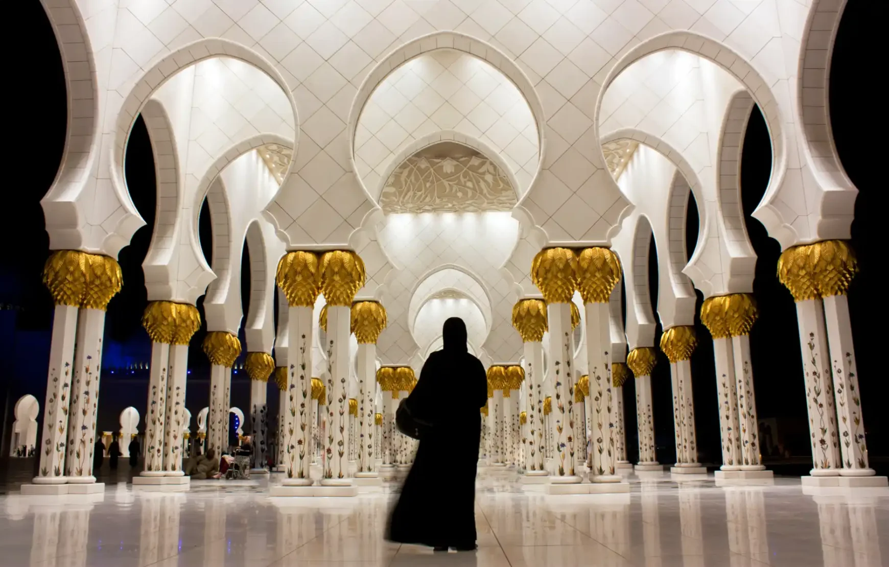 Abu Dhabi Sightseeing tour FULL Day Starts from Dubai Abu Dhabi Sightseeing tour FULL Day Starts from Dubai