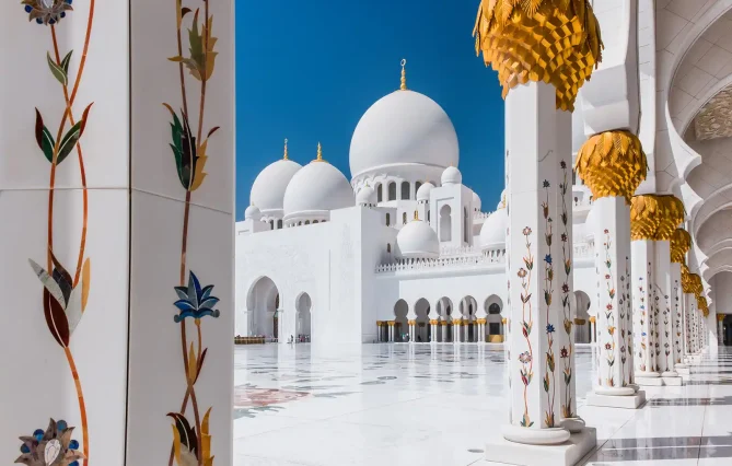 Abu Dhabi City Tour, Louvre Art Museum with tickets & Abu Dhabi Mosque tour