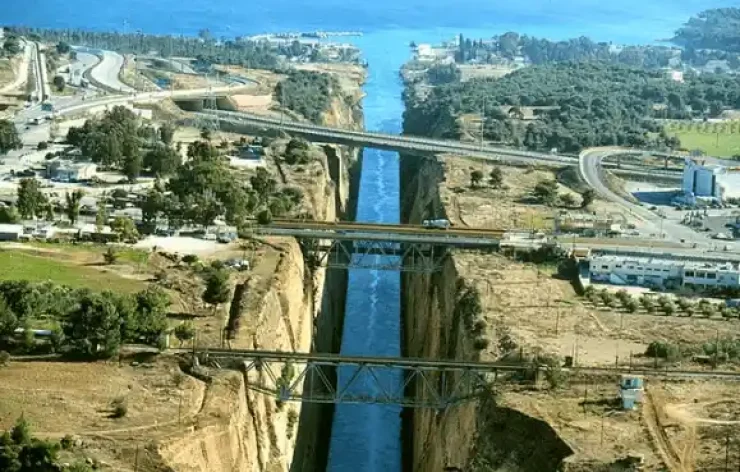 Corinth Canal Kalavrita Diakopto Tour, Full Day