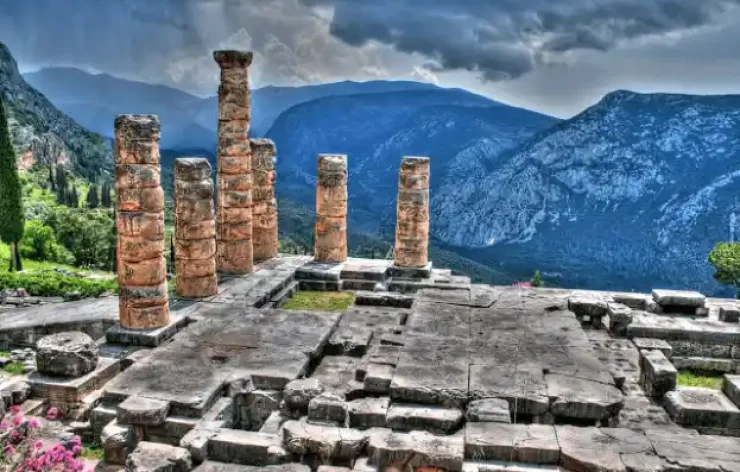 Full day tour Delphi Athens, Greece