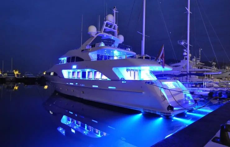 Birthday on Luxury Private Yacht in Dubai Marina