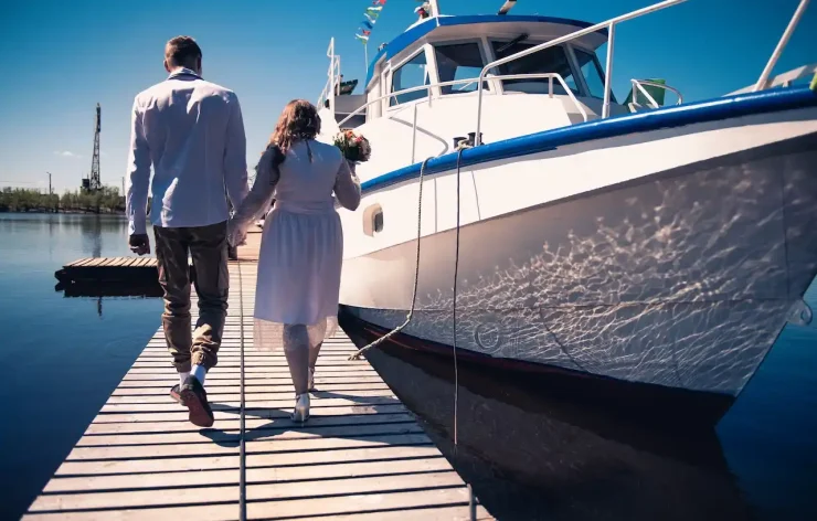 Marriage Proposal On a Luxury Private Yacht in Dubai f