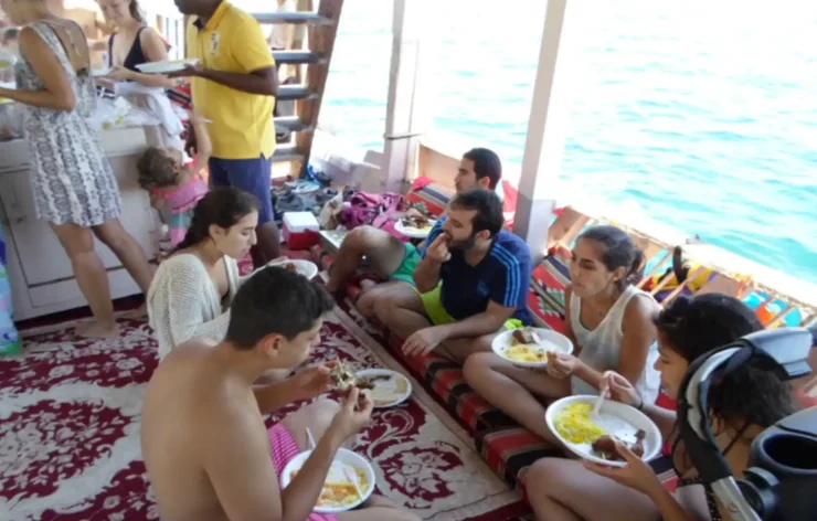 Musandam tour Dubai Sea Safari, Banana Boat, Snorkeling, Food
