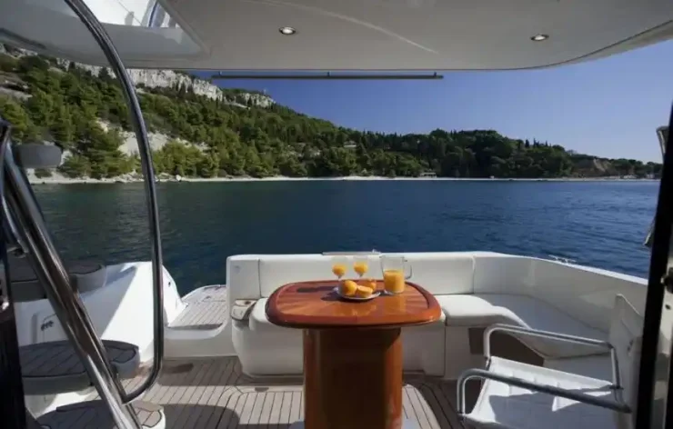Mykonos South Beaches Private Luxury Yacht With Lunch(YACHT CRANCHI 40) Greece