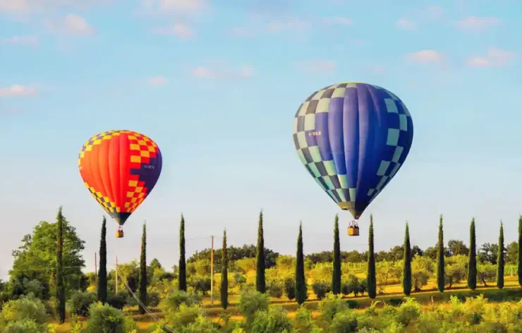 Morning Hot air balloon Over Chianti With Breakfast