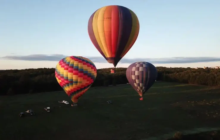 Enjoy The Morning Hot air balloon Over Chianti Italy With Breakfast
