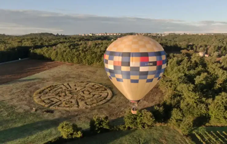 Enjoy The Morning Hot air balloon Over Chianti Italy With Breakfast