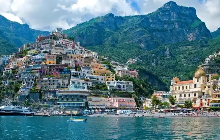 Fishing, Swimming & Relaxing On Boat With Lunch In Sorrento and Capri Coasts Italy