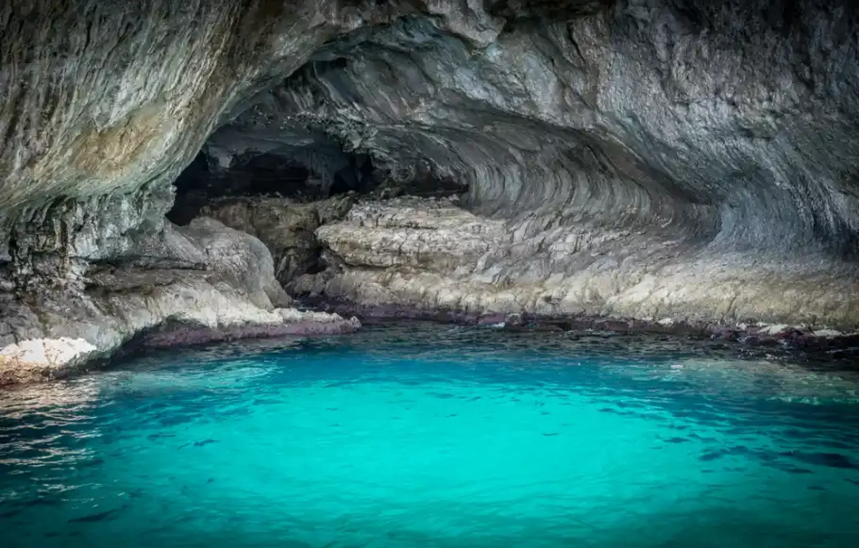 Fishing, Swimming & Relaxing On Boat With Lunch In Sorrento and Capri Coasts Italy