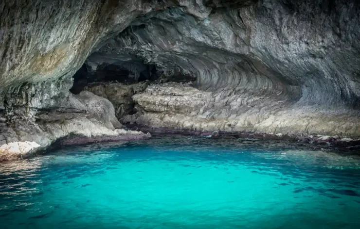 Fishing, Swimming & Relaxing On Boat With Lunch In Sorrento and Capri Coasts Italy