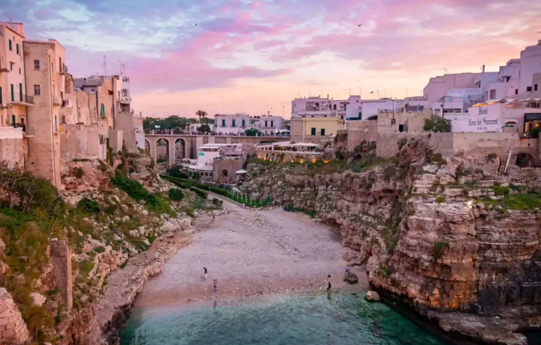 Guided Tour Of The Coast And The Sea Caves Of Polignano a Mare Italy Guided Tour Of The Coast And The Sea Caves Of Polignano a Mare Italy