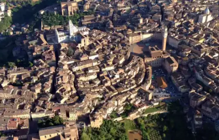 Enjoy The Morning Hot air balloon tour Over Siena With