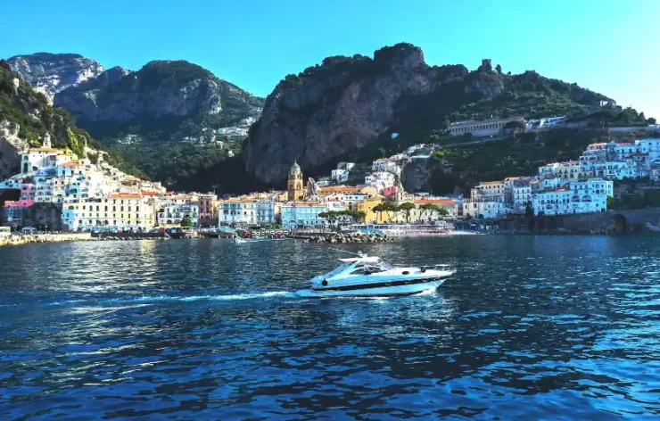 View The Beauties Of Amalfi Coast On Luxury Yacht