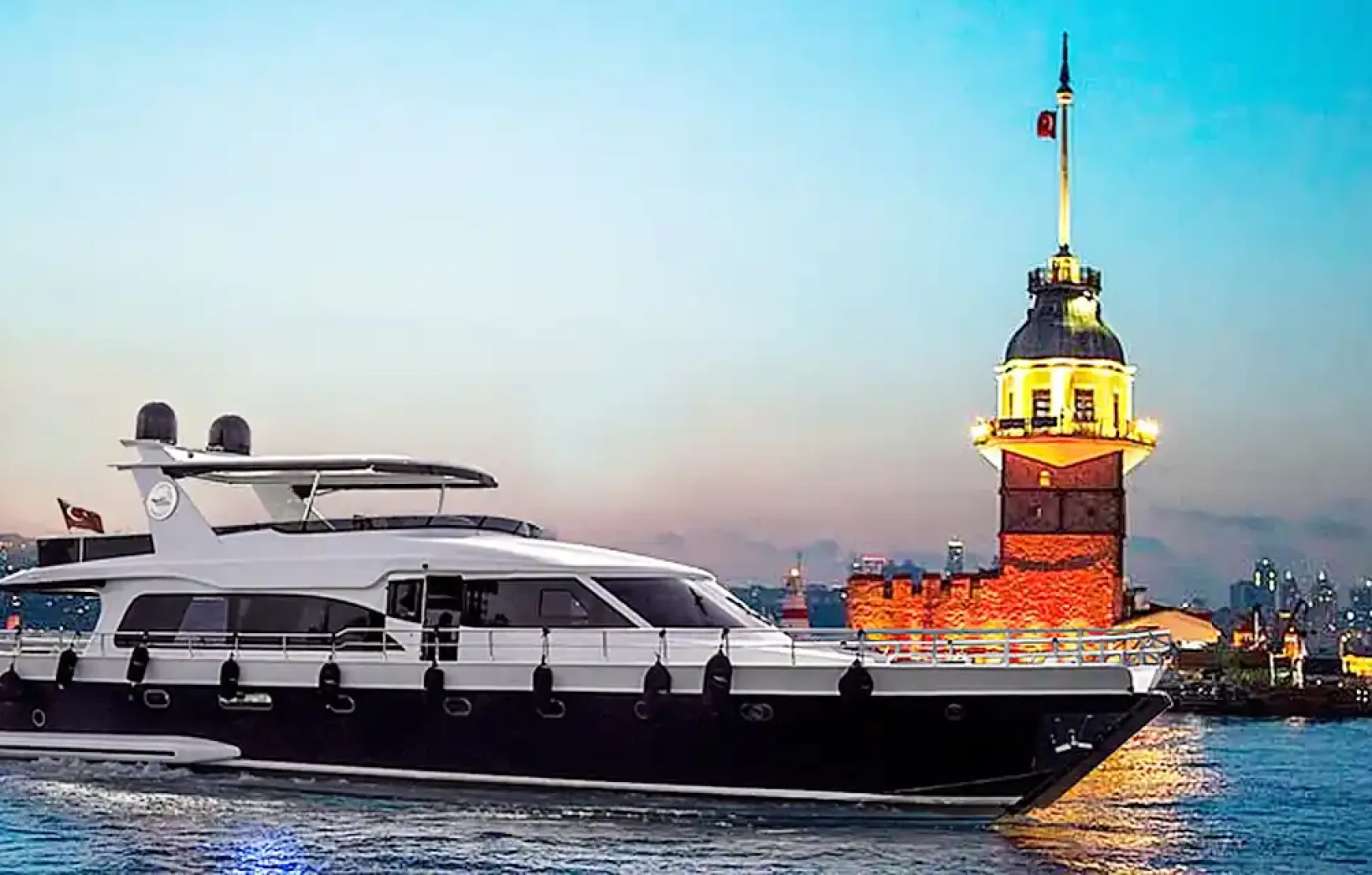 Luxury Yacht In Istanbul's Bosphorus For 2.5 Hours Turkey Luxury Yacht In Istanbul's Bosphorus For 2.5 Hours Turkey