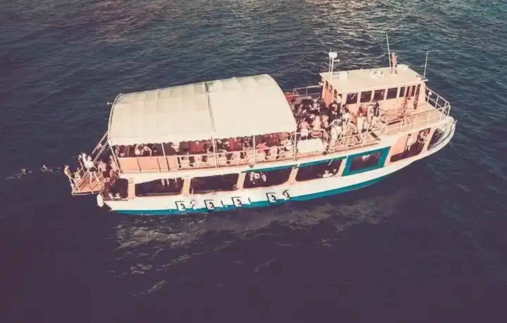 Boat tour in Mallorca Spain, Cruise experience in Mallorca Spain. yacht tour in Mallorca Spain