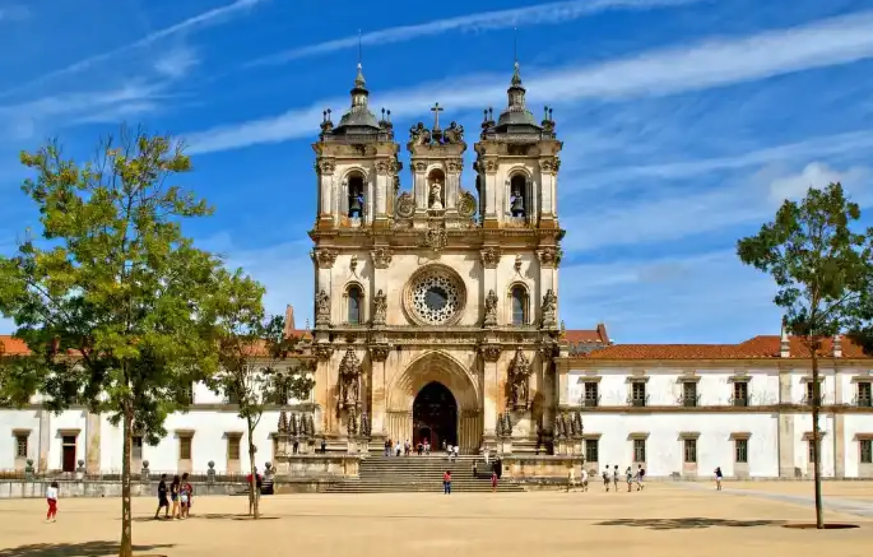 Full Day Alkobaca Batalha Obidos Fatima And Nazare Tour Full Day Alkobaca Batalha Obidos Fatima And Nazare Tour