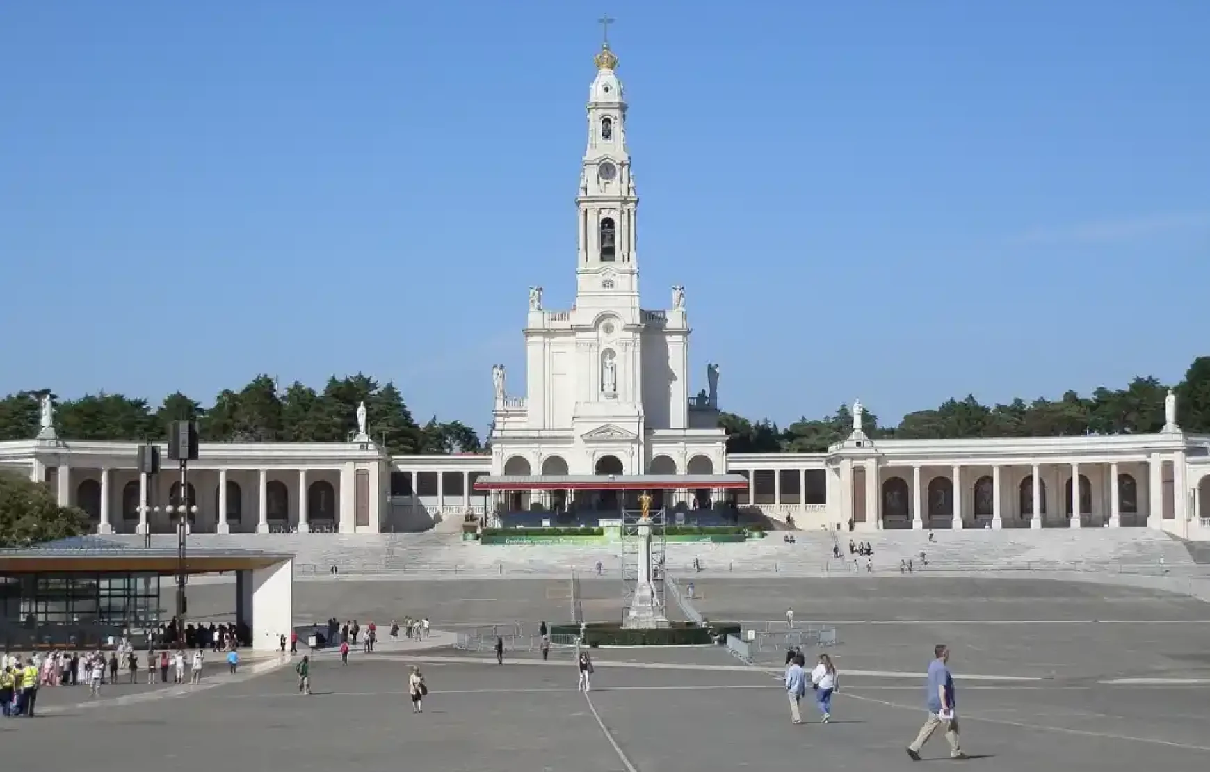 Full Day Alkobaca Batalha Obidos Fatima And Nazare Tour Full Day Alkobaca Batalha Obidos Fatima And Nazare Tour