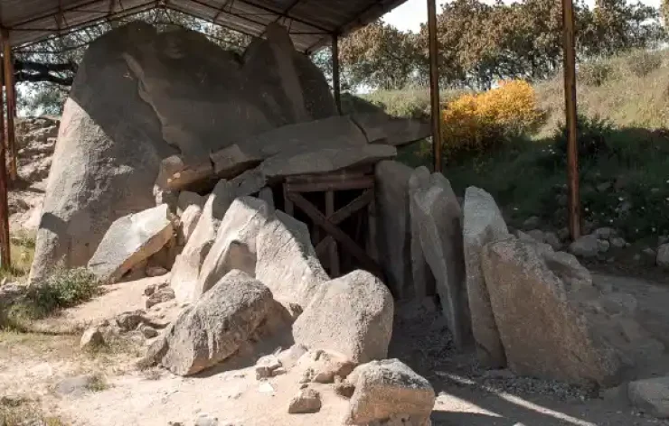 Full-day Tour of Évora and The Megaliths of the Cromeleque Dos Almendres Lisbon Portugal