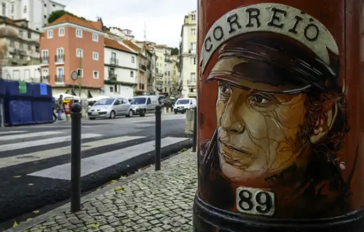 Insiders Street Art Tour Lisbon Portugal