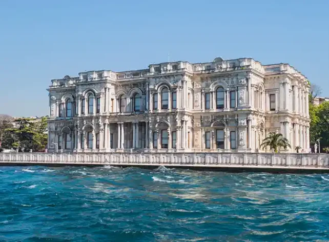 Istanbul Bosphorus Cruise With Lunch And Beylerbeyi Palace Tour Turkey