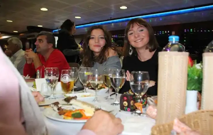 Istanbul Bosphorus Dinner Cruise with Live Performances Turkey