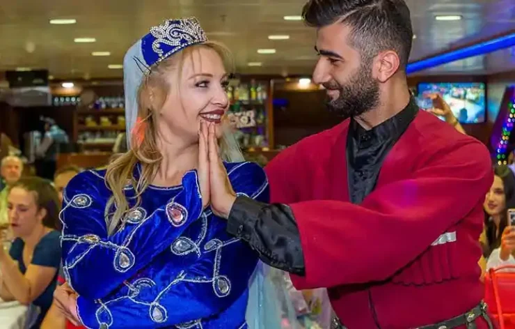 Istanbul Bosphorus Dinner Cruise with Live Performances Turkey