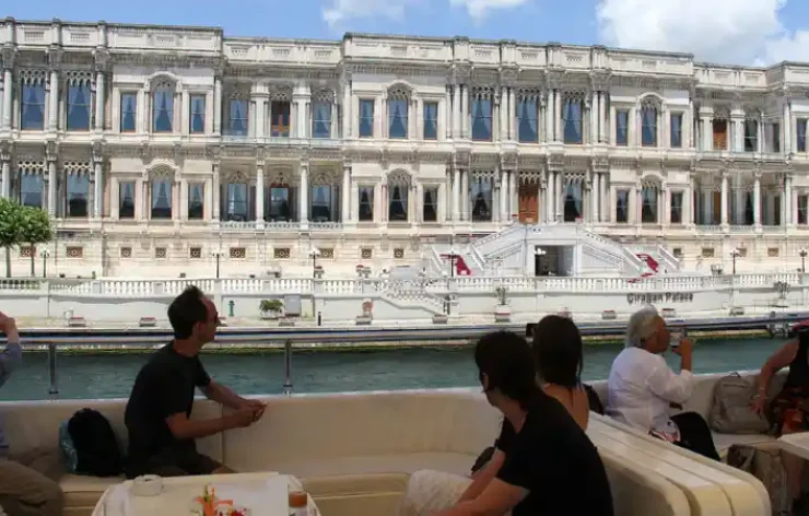 Istanbul Bosphorus and Black Sea 4 Hour Tour With Lunch on a Cruise