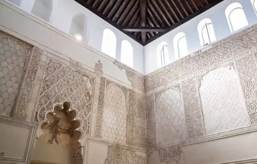 Mosque of Córdoba and the Jewish Quarter With Guide By Walking