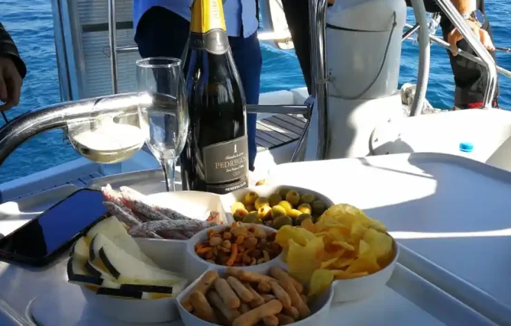 Sailing Boat Tour In Barcelona Spain Vila Olímpica, Bogatell beach, Mar Bella, Diagonal Mar, Port Forum to the beautiful beach of Badalona