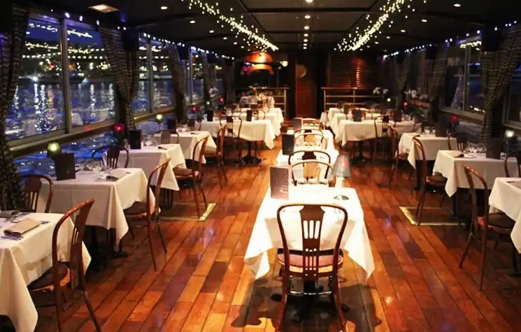 Dinner Cruise with Seine Views in Paris France