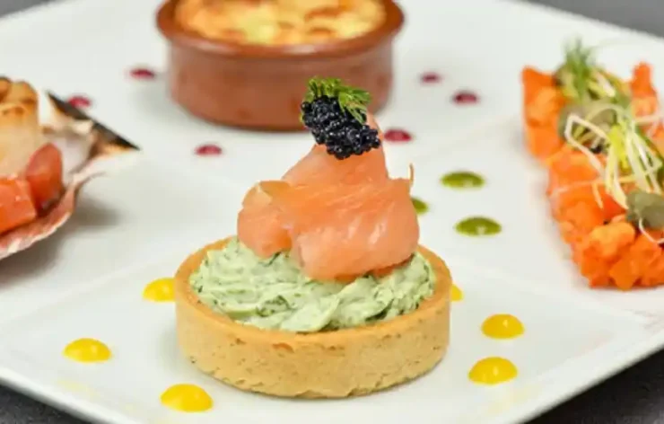 Dinner Cruise with Seine Views in Paris France