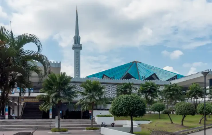 Kuala Lumpur City and Batu Caves Tour Malaysia