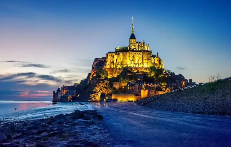 Mont Saint-Michel Guided Tour from Paris with Lunch France