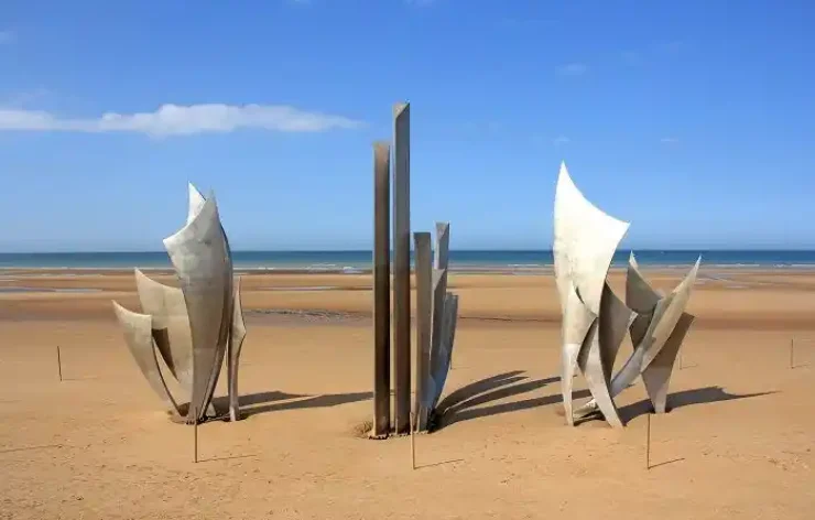 Normandy D-Day Beaches Guided Tour from Paris