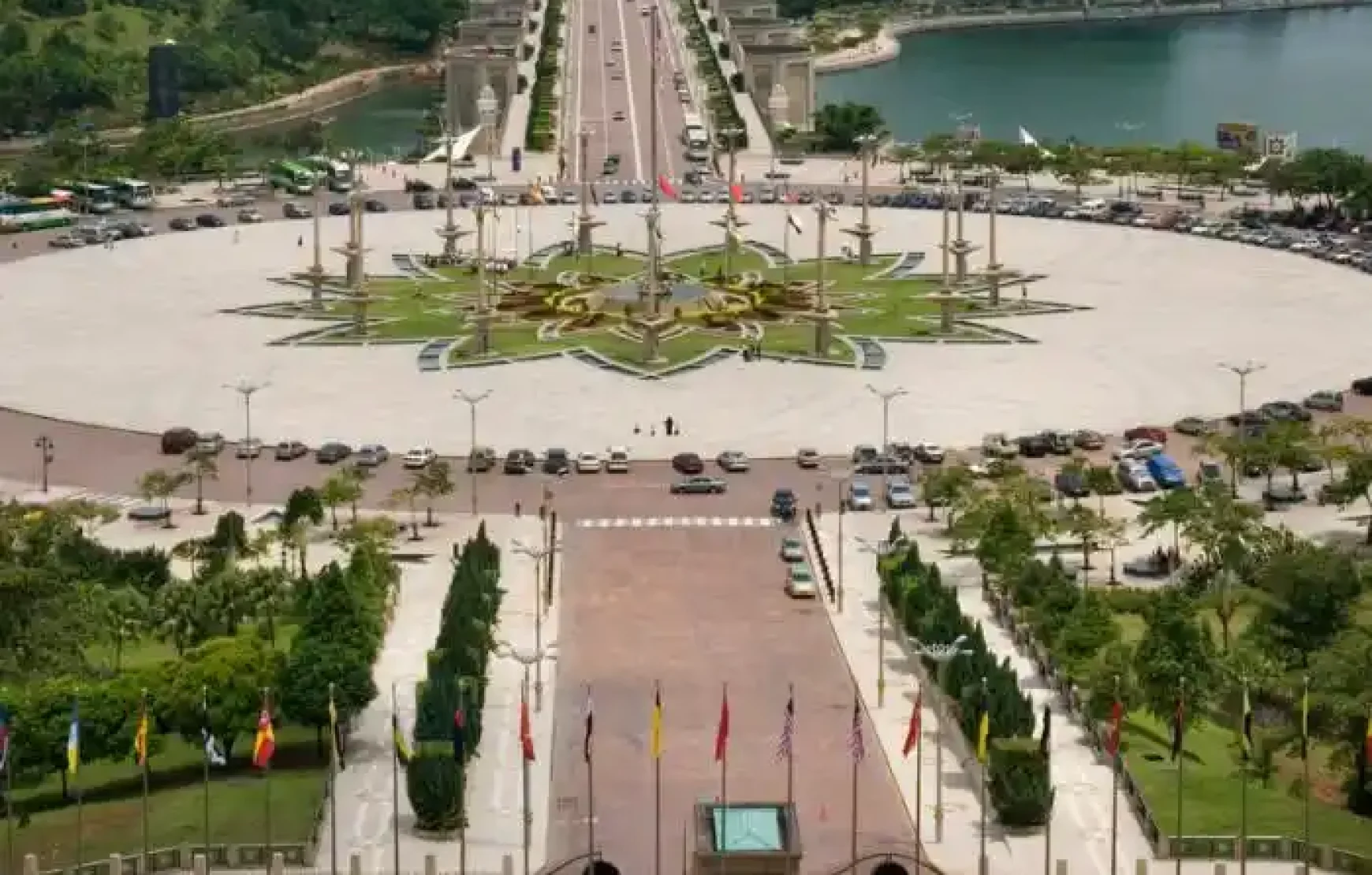 Putrajaya City Tour From Kuala Lumpur Putrajaya City Tour From Kuala Lumpur