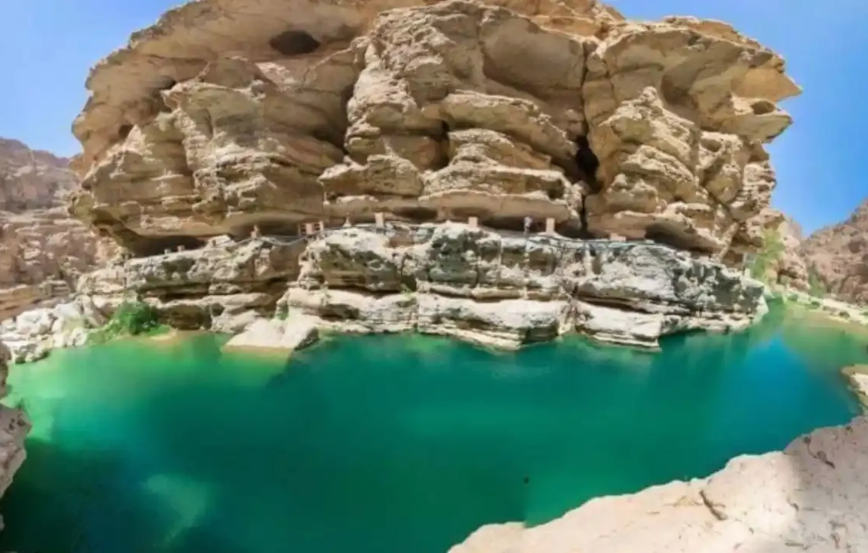 Beautiful Valley of Wadi Shab & Lake Bimmah Sinkhole Oman Beautiful Valley of Wadi Shab & Lake Bimmah Sinkhole Oman
