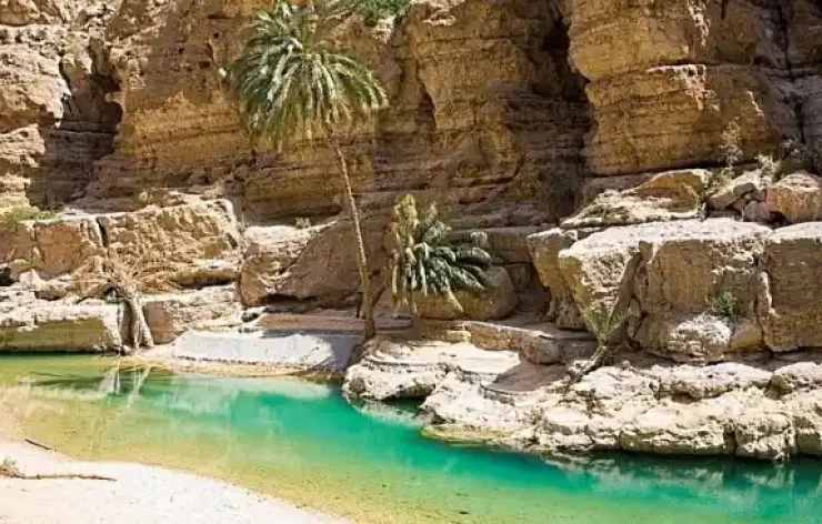 Beautiful Valley of Wadi Shab & Lake Bimmah Sinkhole Oman