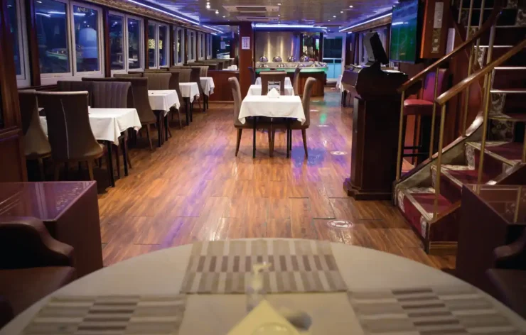 Dinner Cruise in Abu Dhabi