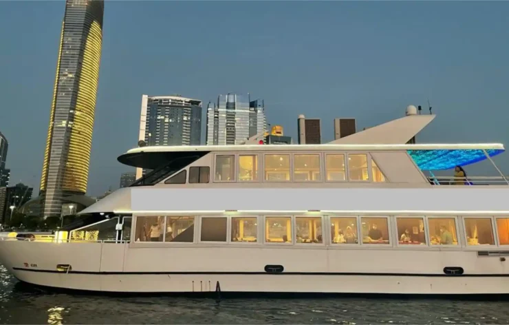 Dinner Cruise Yacht in Abu Dhabi