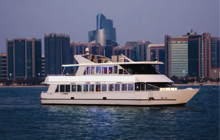 Dinner on Cruise Boat , Abu Dhabi