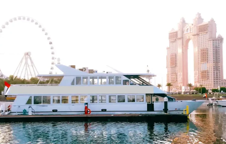 Dinner Cruise Yacht in Abu Dhabi