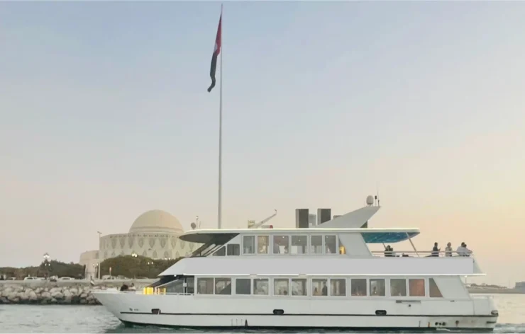Dinner Cruise Yacht in Abu Dhabi