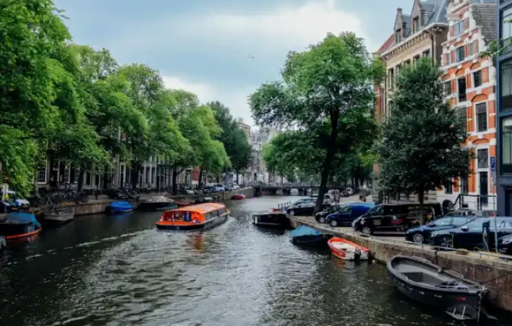 Amsterdam 1 Hour Canal Boat Tour