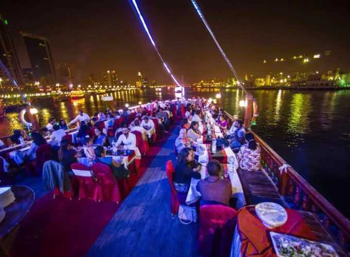 Dinner-on-Traditional-Wooden-Boat-Cruise-in-Dubai-Creek
