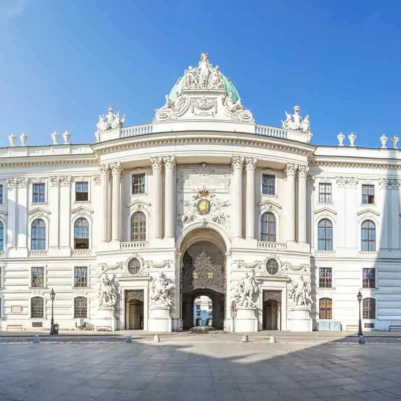 Guided Tour to Spanish Riding School Vienna