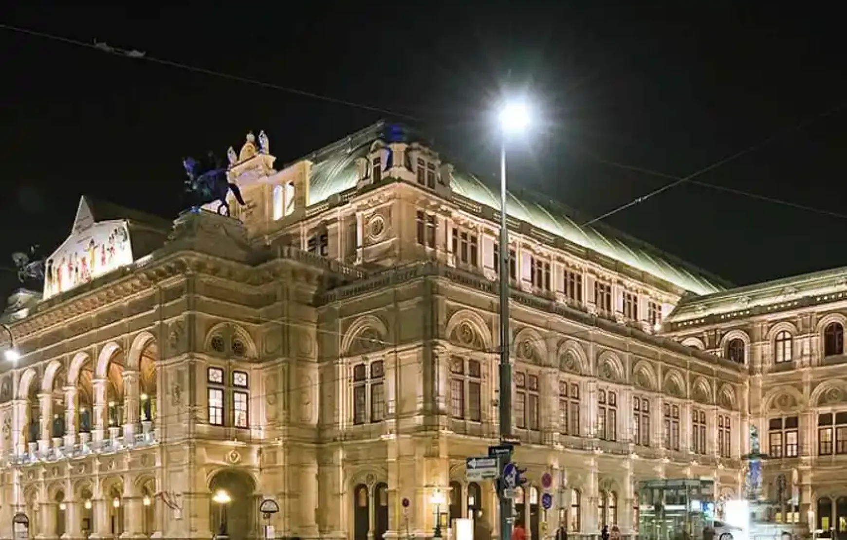 Vienna State Opera Tour & Imperial Vienna Tour with Entrance-tickets Vienna State Opera Tour & Imperial Vienna Tour with Entrance-tickets