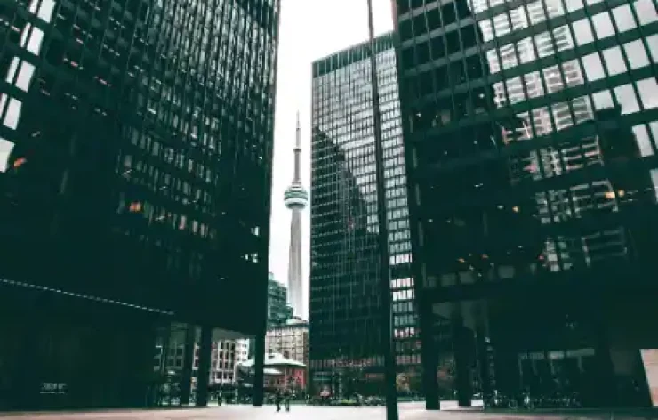 Toronto and Niagara Falls Guided and Self-guided Tour