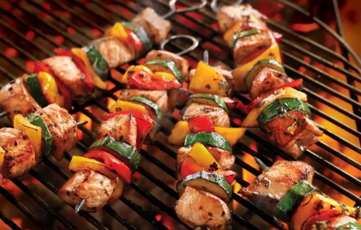BBQ dinner meal in Desert Safari Dubai package Booking