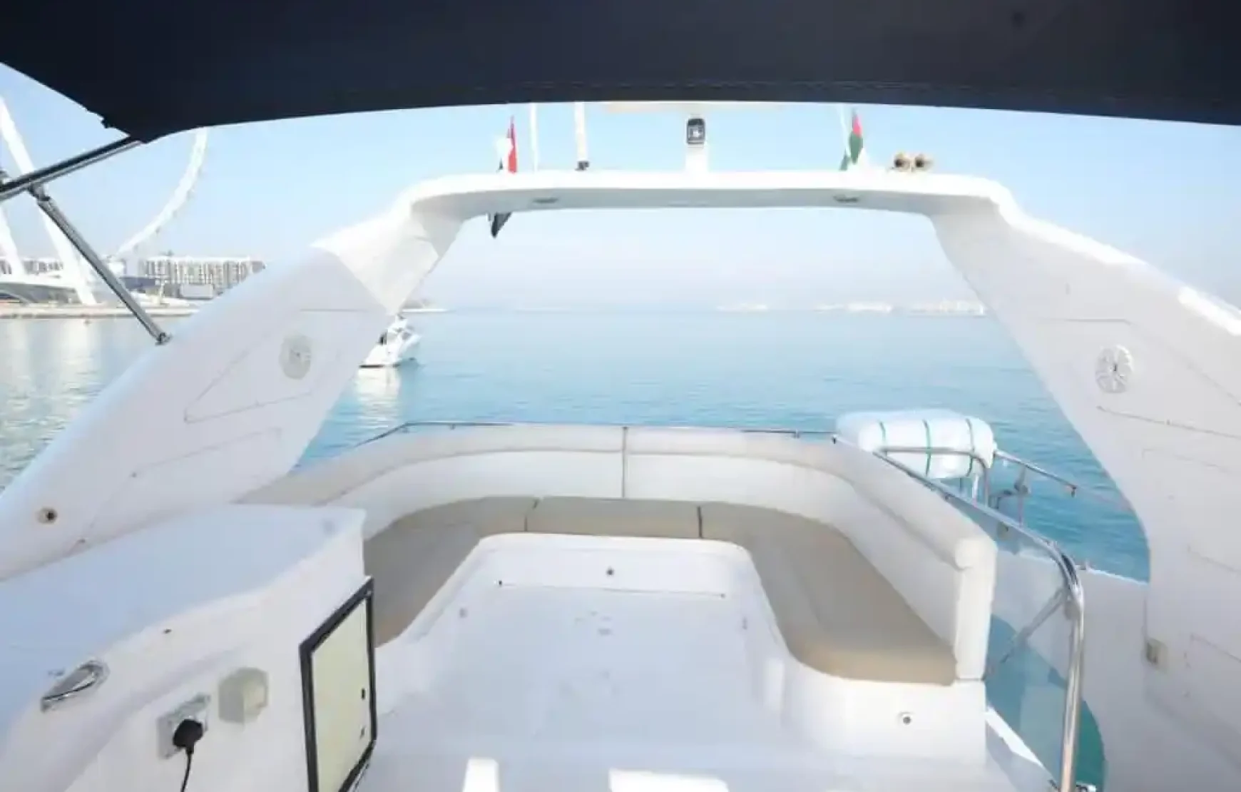 Yacht Rental in Dubai Marina For 1 Hour Yacht Rental in Dubai Marina For 1 Hour